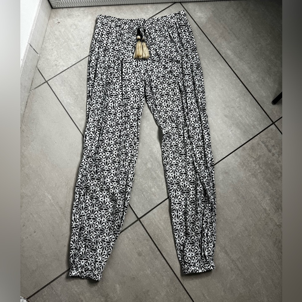 Skemo boho Chic Black and White Patterned Pants